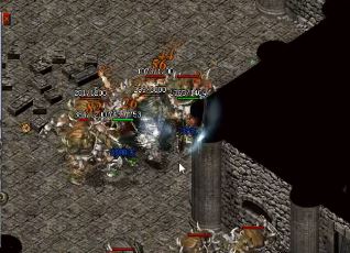 在传奇私服中，法法组合在进行PK时会采取什么策略？