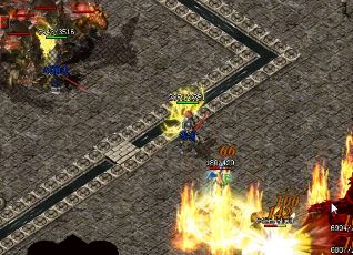 在战士刷图的初期,传奇半月技能是至关重要的核心技能。 在战士刷图的初期,传奇半月技能是至关重要的核心技能。